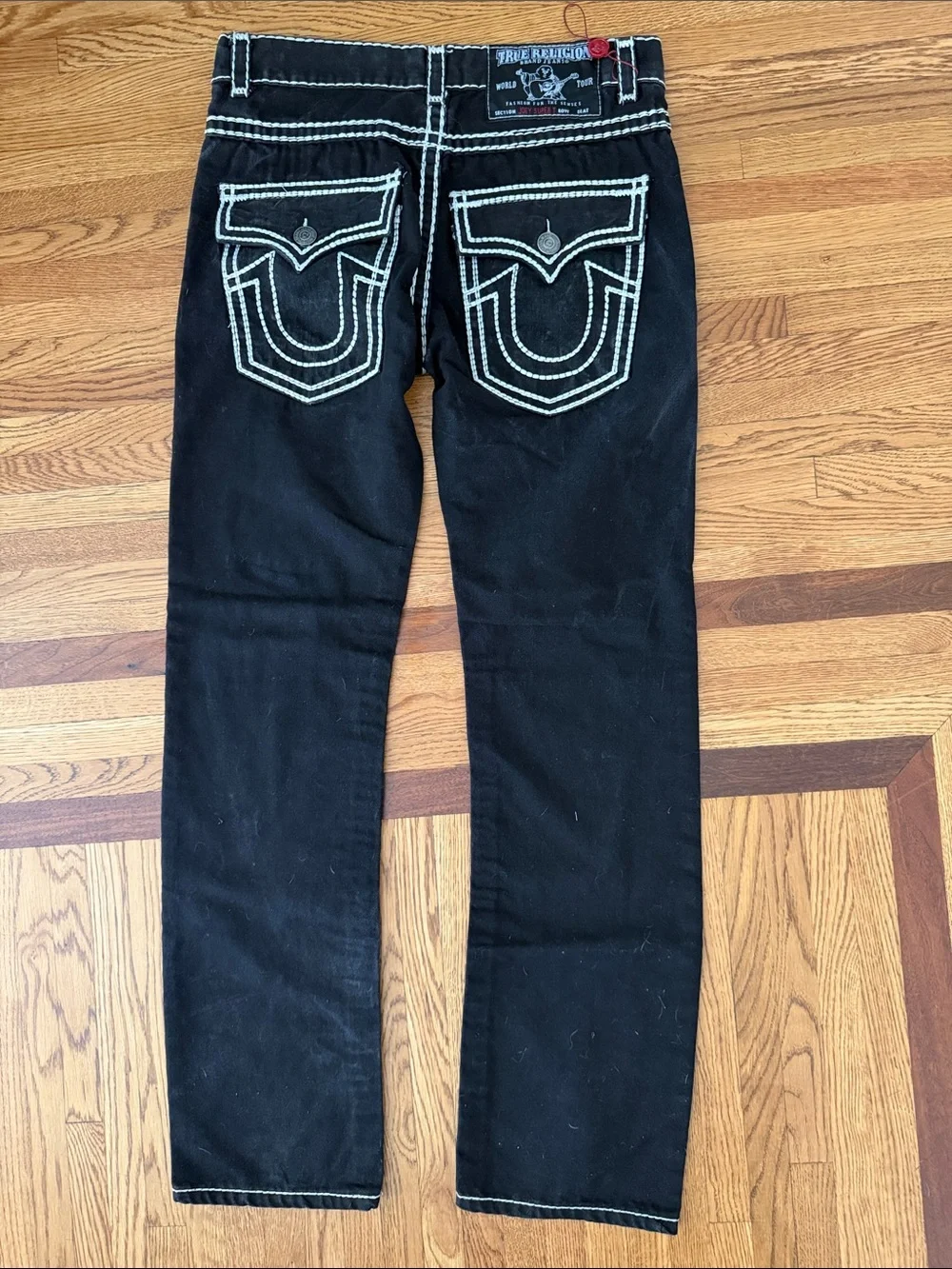 True Religion Joey Super T Black Jeans with White Stitching 32 x 32 NWOT